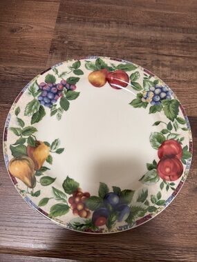 Oneida Sakura Sonoma stoneware fruit design plate